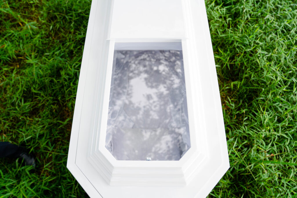 Serenity Casket 8S (W) Glass