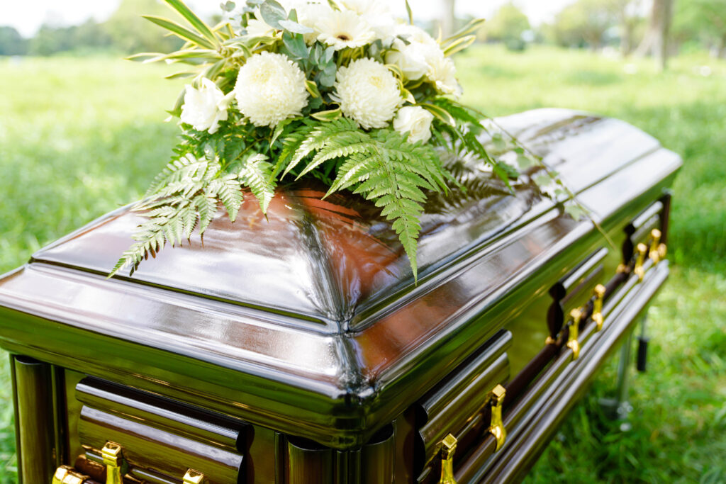 Serenity Casket FG (B) Corner Upclose