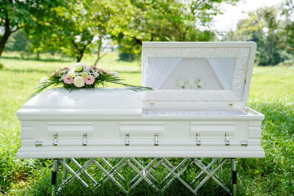 Serenity Casket FG (W) Half Glass Frontview
